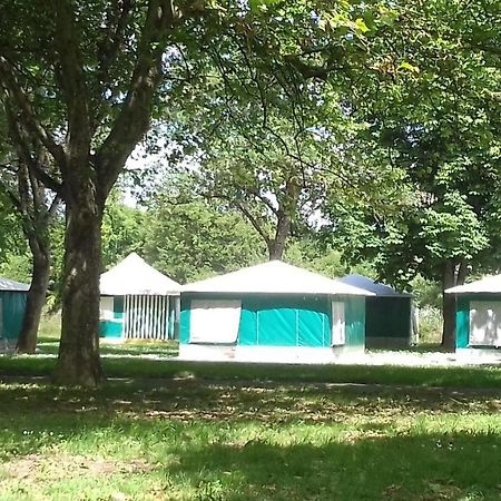 Camping Les Ombrages De L'Adour Hotel Aire-sur-lʼAdour Esterno foto